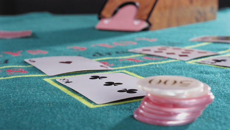 Las increíbles mesas con dealer en vivo de 777 Casino